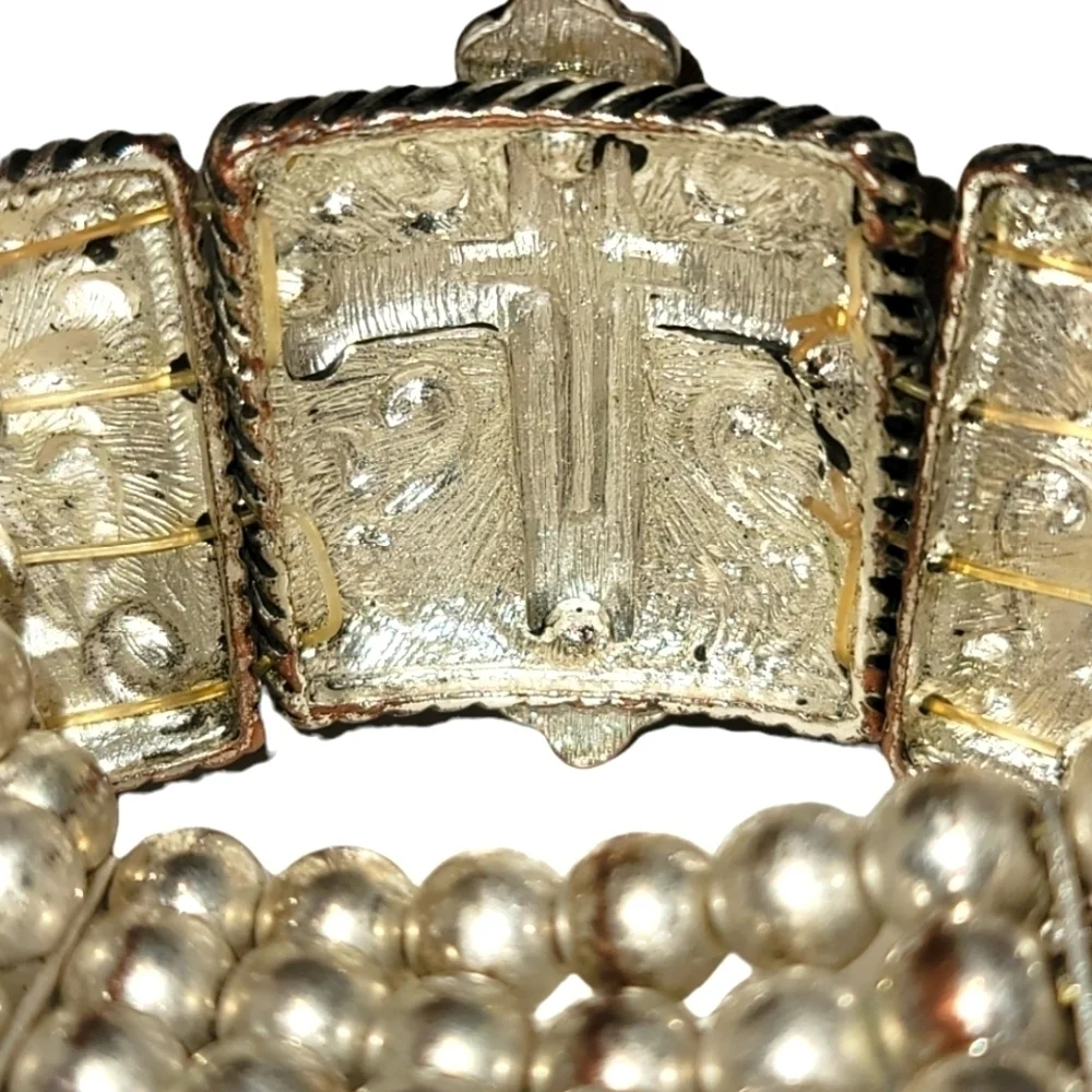 Cross Beaded Pearl Bracelet with Elastic Bands